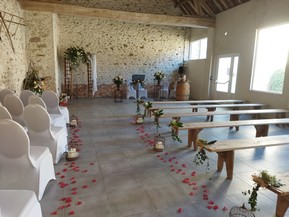 Etable de V�ronge, salle de c�r�monie la�que